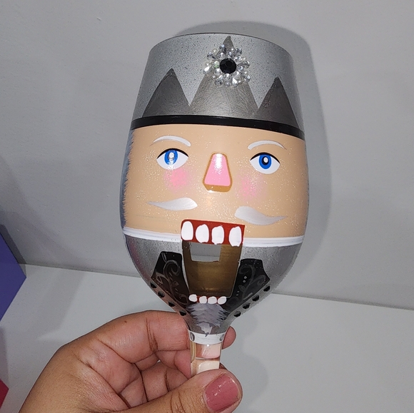 Lolita Wine Glass - Picture 5 of 8